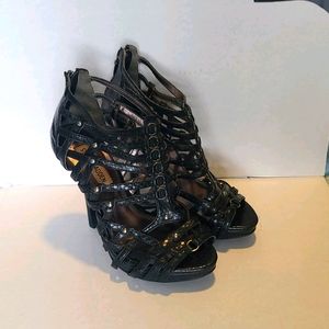 Steve madden caged heel